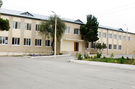 Azər Namazov adına 180 nömrəli tam orta məktəb
